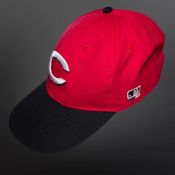 OC Sports CINCINNATI REDS Black & Red Adjustable Baseball Cap Hat - Picture 2 of 7